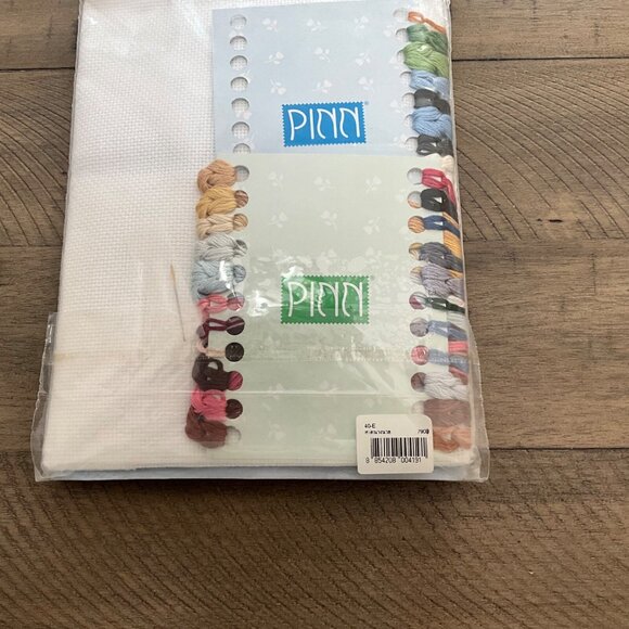 Pinn Cross Stitch Kit 40-E Lake Seascape Lake Boy Girl Birds Rungrat Puthikul - Picture 3 of 3